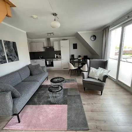 Zur Wellenwiese 15 Апартаменты Цингст