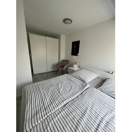 Zur Wellenwiese 15 *